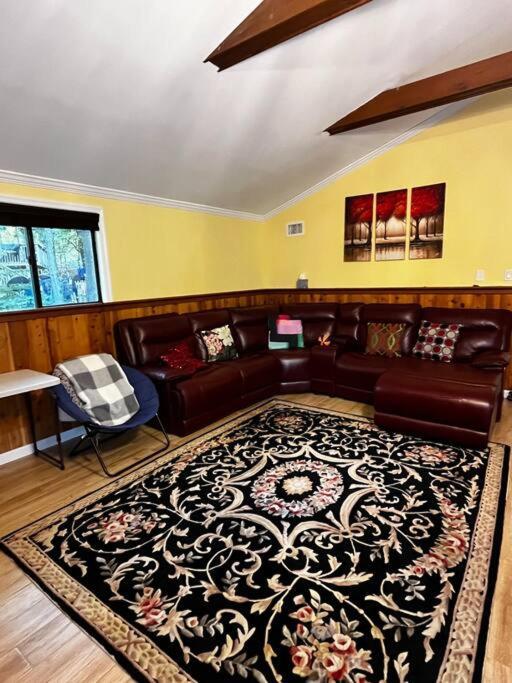 Relaxing Home - Near Pocono Attractions! Tobyhanna Экстерьер фото