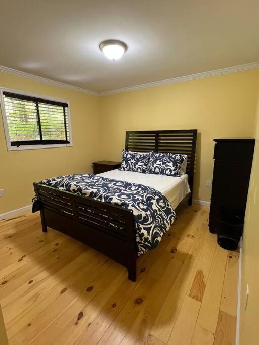 Relaxing Home - Near Pocono Attractions! Tobyhanna Экстерьер фото